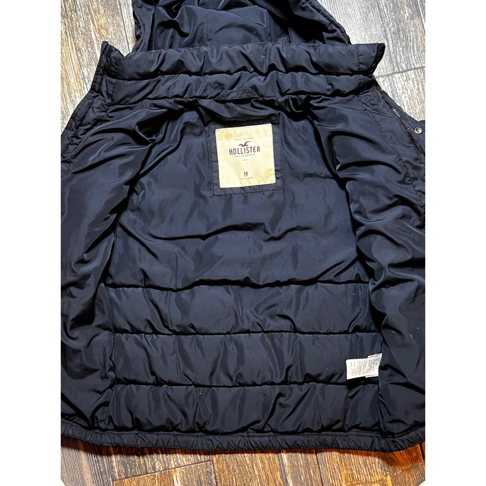 Hollister Mens Black Medium Puffer Jacket Hood Logo Winter Coat Y2K FLAW* - Picture 8 of 11